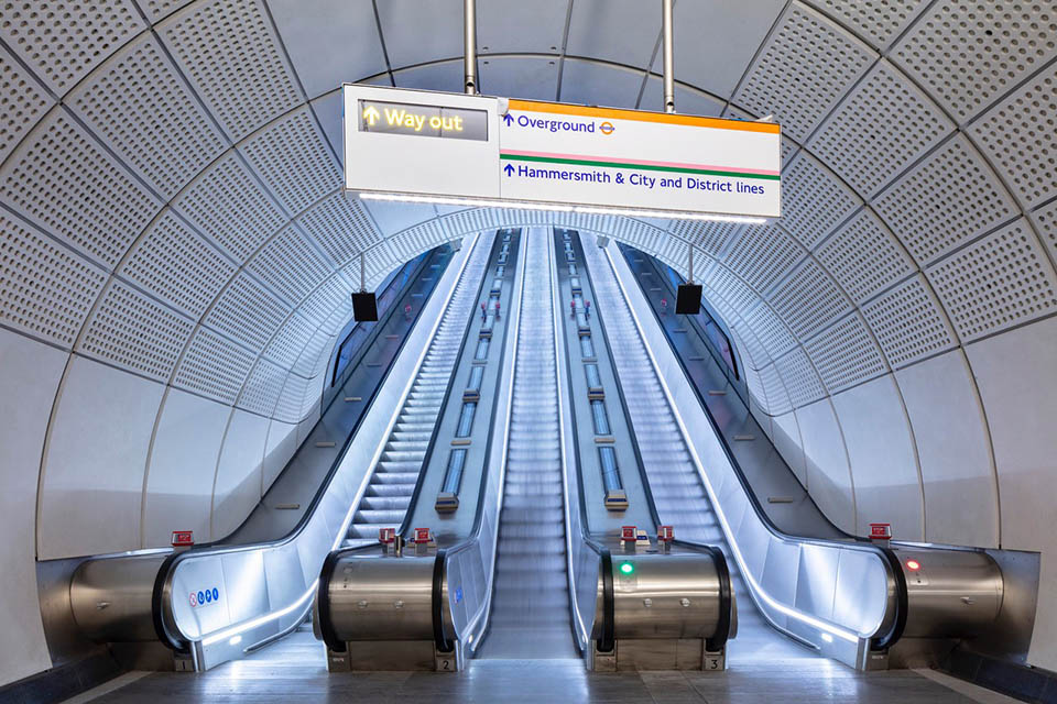 clapham south escalators 7EP サイコビリー　ガレージ clapham south escalators 7EP サイコビリー ガレージ - メルカリ
